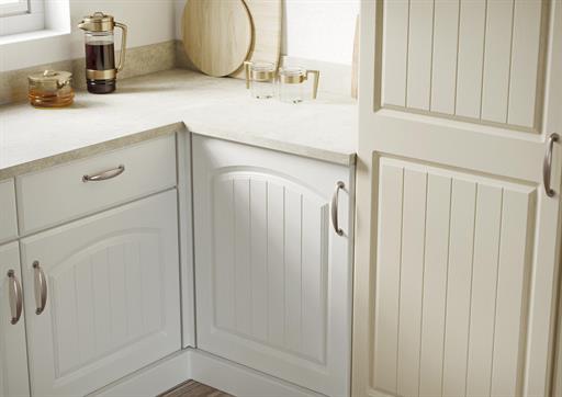 Painted Oak White with Cottage Doors
