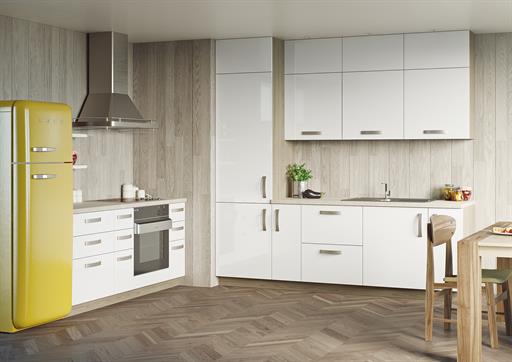 High Gloss White with Vienna Doors