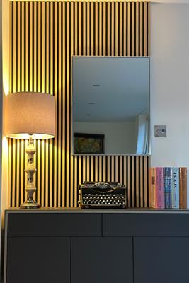 Mini Slat Wall