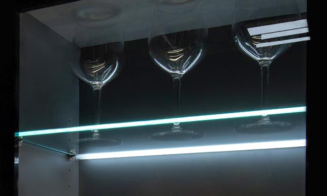 Glow Pro CCT Illuminated Glass Shelf Profile