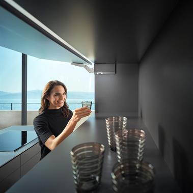 Blum Aventos HK top