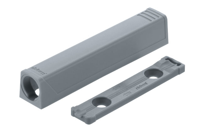 Blum TIP-ON for doors adapter plate